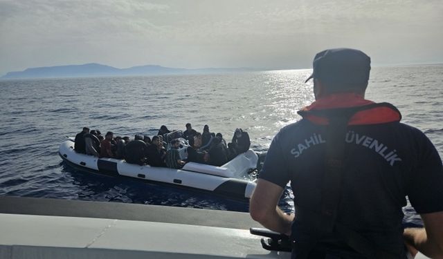 Seferihisar’da düzensiz göçmen operasyonu: 37 kişi kurtarıldı