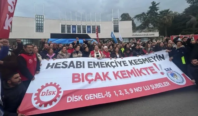 Başkan Tugay gün vermişti: İzmir'de maaş krizi sona erdi!