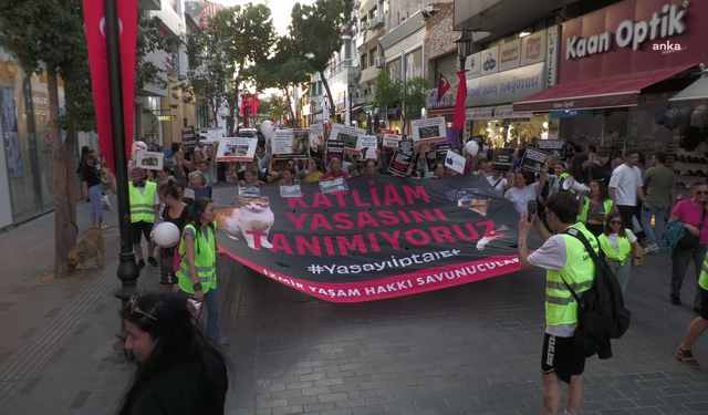 İzmir’de hayvan hakları için sokağa çıkıldı: Sessiz kalma, suça ortak olma