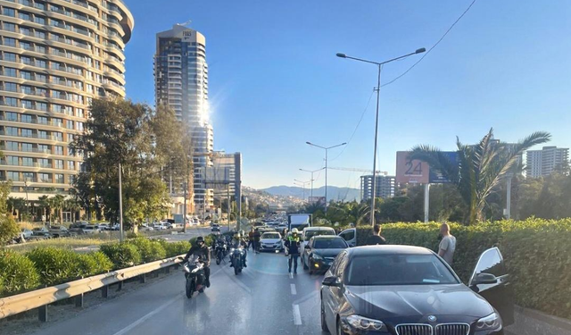 İzmirliler dikkat: Trafik yoğunluğu Ballıkuyu’ya kadar ulaştı