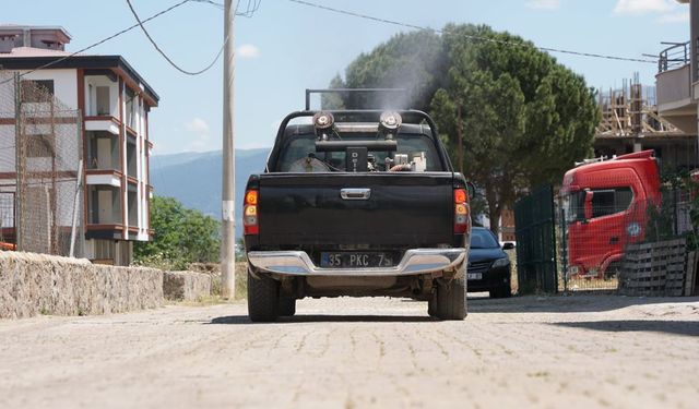 Kemalpaşa Belediyesi’nden ilaçlama seferberliği