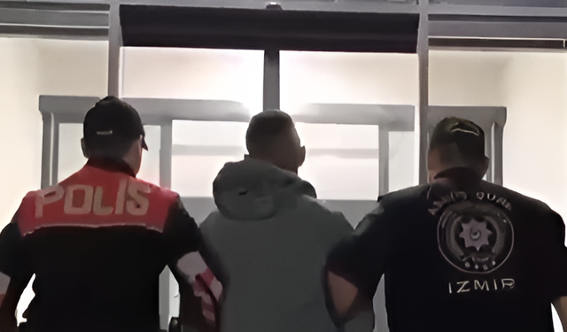 İzmir'de zehir tacirlerine geçit yok: 2 kişi gözaltına alındı