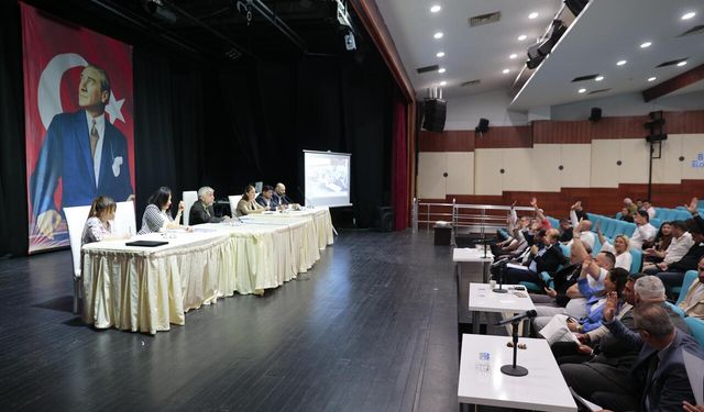 Konak Meclisi’nden saldırıya tepki: Bu yalnızca Özel’e değil, millet iradesine yönelik