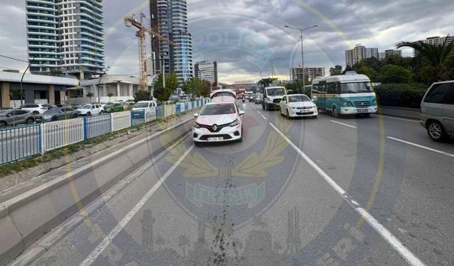 İzmirliler dikkat: Bornova istikametinde araç arızası trafiği kilitledi