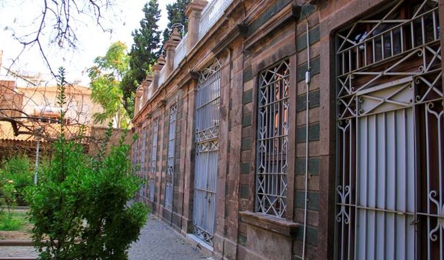 İzmir'in Osmanlı döneminden kalan son medresesi: Salepçizâde Medresesi