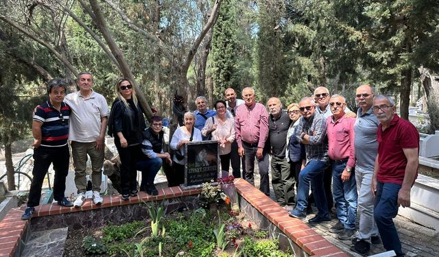 Gazeteci Ziynet Sertel mezarı başında anıldı
