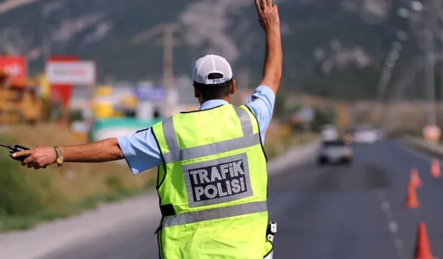 İzmirliler dikkat: Yol yenileme çalışması trafiğin akışını değiştirecek!