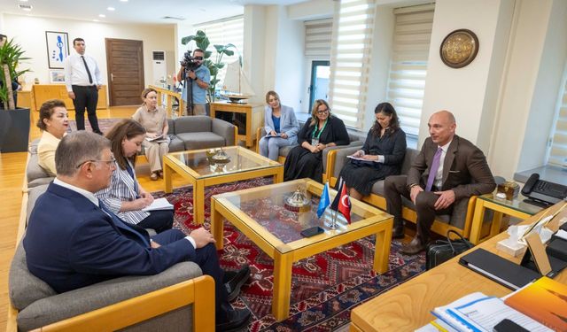 UNICEF’ten İzmir’e anlamlı ziyaret: Öncelik çocuklar