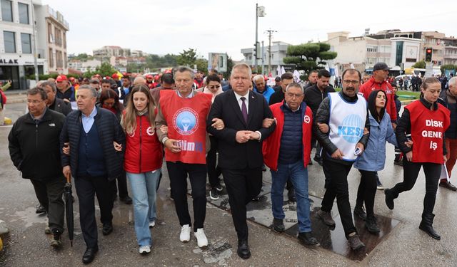 Urla Belediyesi'nden işçilere 1 Mayıs hediyesi: İzmir'de çifte bayram sevinci