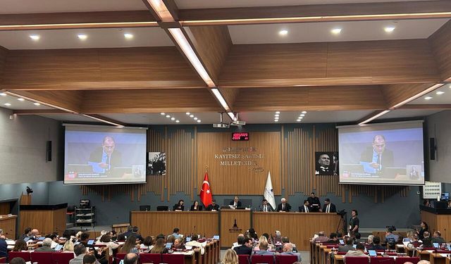 İzBB'de yeni kararlar: Tugay’a 6 milyar TL'lik dev kredi yetkisi!