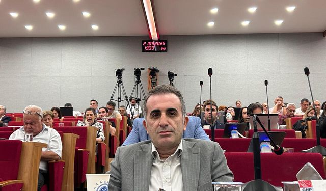Yeter’den AKP Grubu’nun İZSU eleştirilerine yanıt: BUSKİ’ye KOSKİ’ye var, İzmir’e yok!