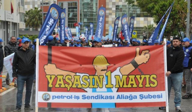 İzmir yağmur dinlemedi: Aliağa’da 1 Mayıs coşkuyla kutlandı