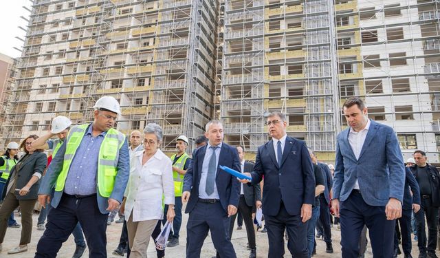 İzmir’de yüzde 100 uzlaşıyla kentsel dönüşüm: Karşıyaka Örnekköy Projesi yükseliyor