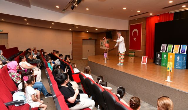 Çiğli'de miniklere özel etkinlik: Hem eğlendiler, hem öğrendiler