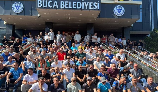 Buca Belediyesi’nde yüzlerce işçi oturma eyleminde: Haklarımızı alana kadar buradayız