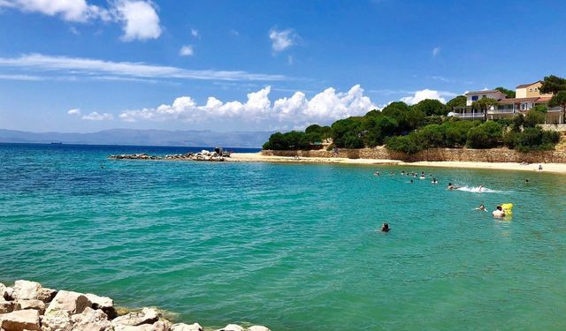 Çeşme'de ücretsiz ve sakin plaj: Tekke Halk Plajı'na ESHOT ile nasıl gidilir?
