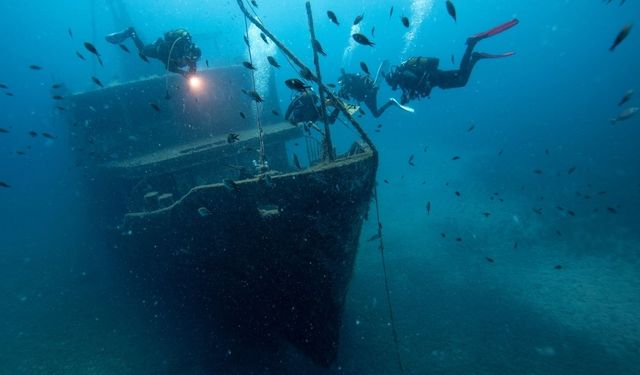 Bayramda İzmir’in eşsiz koylarında dalış keyfi