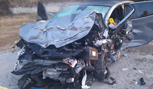 İzmir'de katliam gibi kaza: 5 kişi öldü, 2 kişi yaralı
