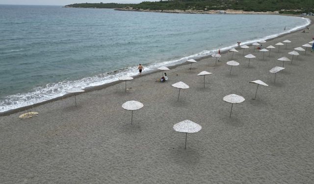 İzmir'de ailelerin gözdesi: Zeytinalanı Mahallesi Plajı'na ESHOT ile nasıl gidilir?