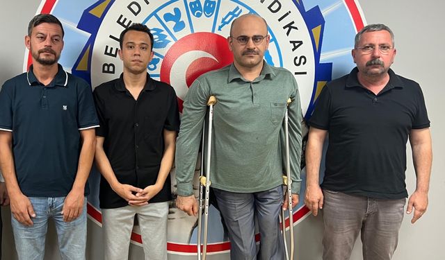 İzmir'de işten çıkarılan belediye işçileri yaşadıklarını anlattı: Göğsüme kadar pisliğin içinde çalıştım