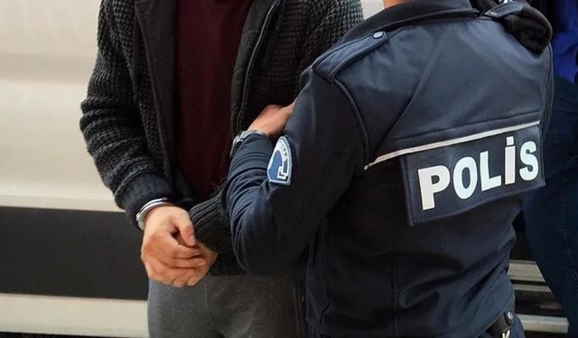 İzmir'de zehir tacirlerine geçit yok: Üretim yaparken yakalandı
