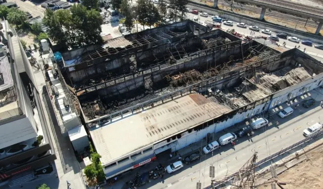 İzmir’deki yangın sonrası zehir soluduk! Tabip Odası’ndan yetkililere çağrı