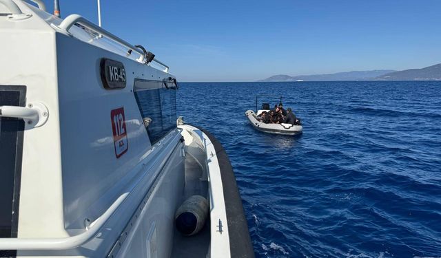 Ege’de göçmen operasyonu: 18 kişi sahil güvenlik tarafından kurtarıldı