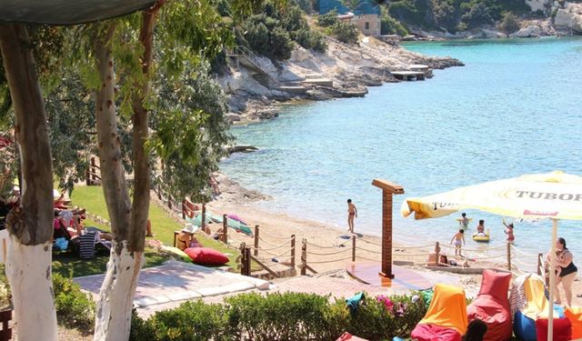 İzmir'in doğal akvaryumu: İncirlikoy Akvaryum Plajı'na ESHOT ile nasıl gidilir?