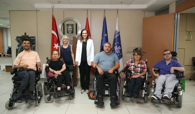 Karşıyaka’da engellilik gerçeği: Sorunlar, beklentiler ve çözüm önerileri raporlaştı