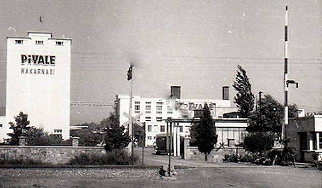 Türkiye’nin ilk makarna fabrikası: İzmir'de bir sanayi efsanesinin hikayesi