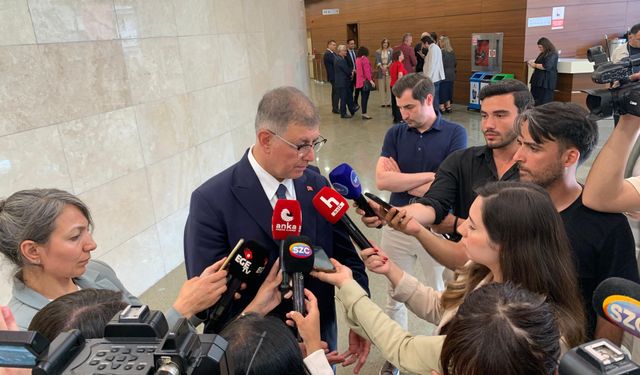 Tugay’dan CHP İzmir Milletvekillerine salvo: Sürece katkılarını görmedim!