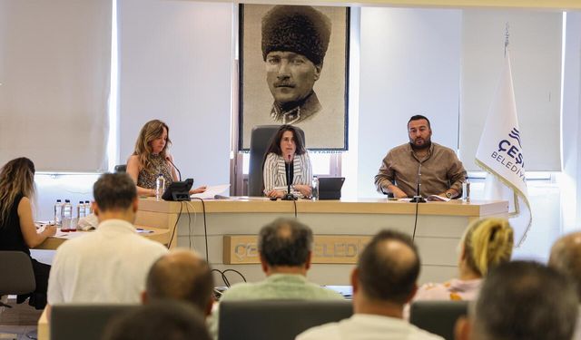 Çeşme'de meclis toplandı: Karar alındı, o cadde bir cazibe merkezine dönüşecek!