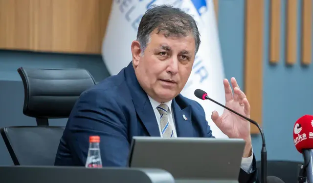 Ümit Kartal'dan çarpıcı açıklama: Cemil Tugay'ın AKP'ye geçmesine gerek var mı?