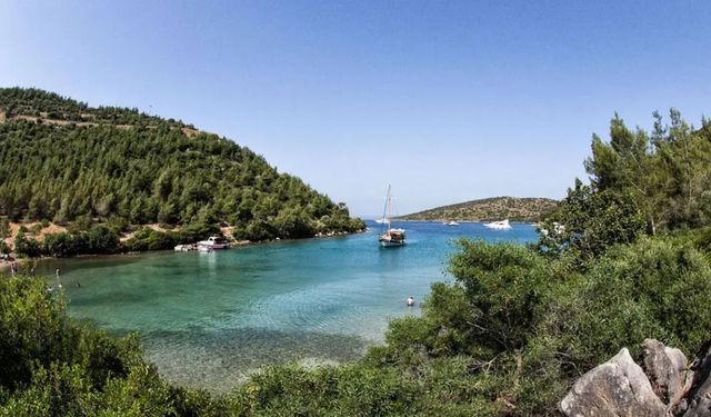 İzmir’e 2 saat uzaklıkta: Altın kumlarıyla göz kamaştıran Filiz Koyu