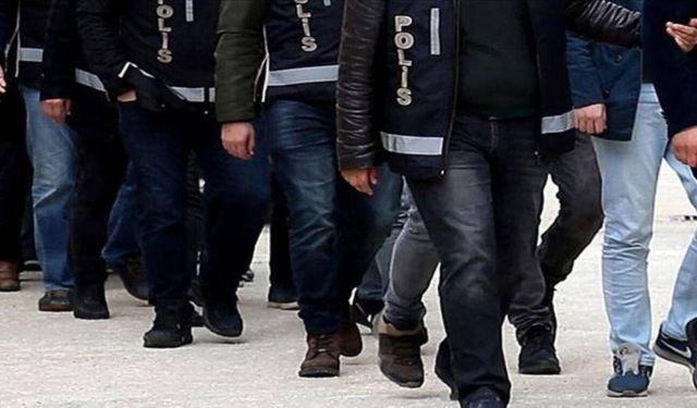 İzmir'de eş zamanlı operasyon: 114 kişi yakalandı