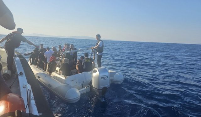 Ege’de düzensiz göçmen hareketliliği: 32 kişi kurtarıldı