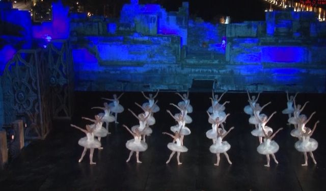 İzmir'de 'Zorba' yankılandı: Opera ve Bale Festivali 23 bin kişiyi ağırladı