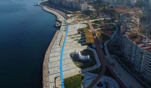 İzmir merkezinde nefes alanı: Karantina Meydanı
