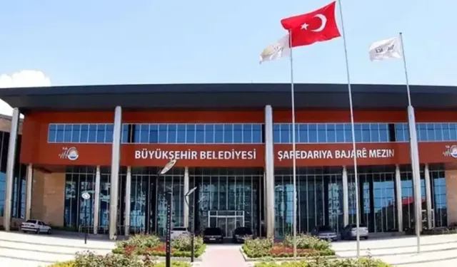 Kayyum yönetimi yüzlerce belediye çalışanını işten çıkardı!