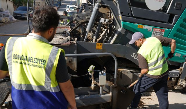 İzmir Bornova’da asfalt ve beton seferberliği başladı