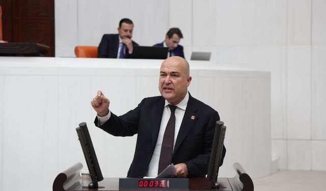 İzmir'in Milletvekilleri'nin bekleyen sorularını Murat Bakan Meclise taşıdı