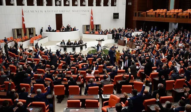 TBMM’de istifalar sonrası koltuk dağılımı değişti