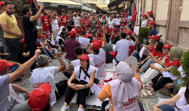 İzmir’de işçi çıkarma sonrası direniş büyüyor: O isim de destek verecek