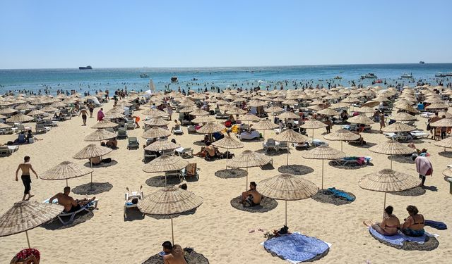 İzmirliler anlattı: Bizim için tatil artık hayal!