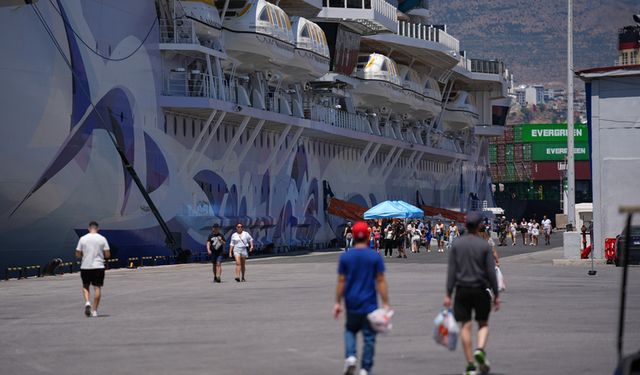 İzmir’e turistlerden kötü haber: Dikkat çeken düşüş