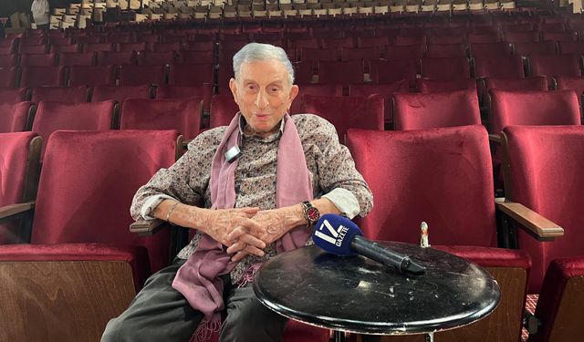 Usta sanatçı yeni oyunu müjdeledi, İzmirli sanatseverlere seslendi: Bana umut veriyorlar!