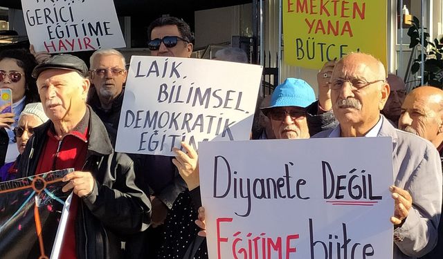 Eğitim-Sen'den 'zorunlu bağış' tepkisi: Bakanlığı ve yöneticileri uyarıyoruz!