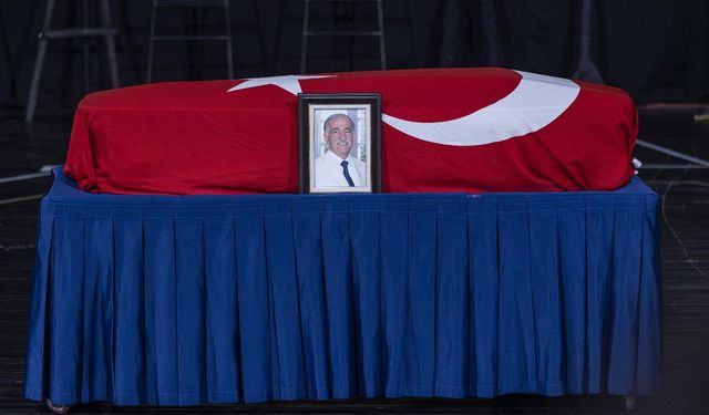 Prof. Dr. Emin Alıcı son yolculuğuna uğurlandı