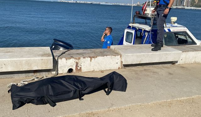 İzmir'de cansız beden panik yarattı: Adli Tıp'ta incelenecek!