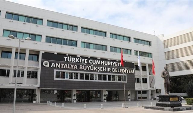 Antalya Büyükşehir Belediyesi'ne operasyon: 17 kişi gözaltına alındı!